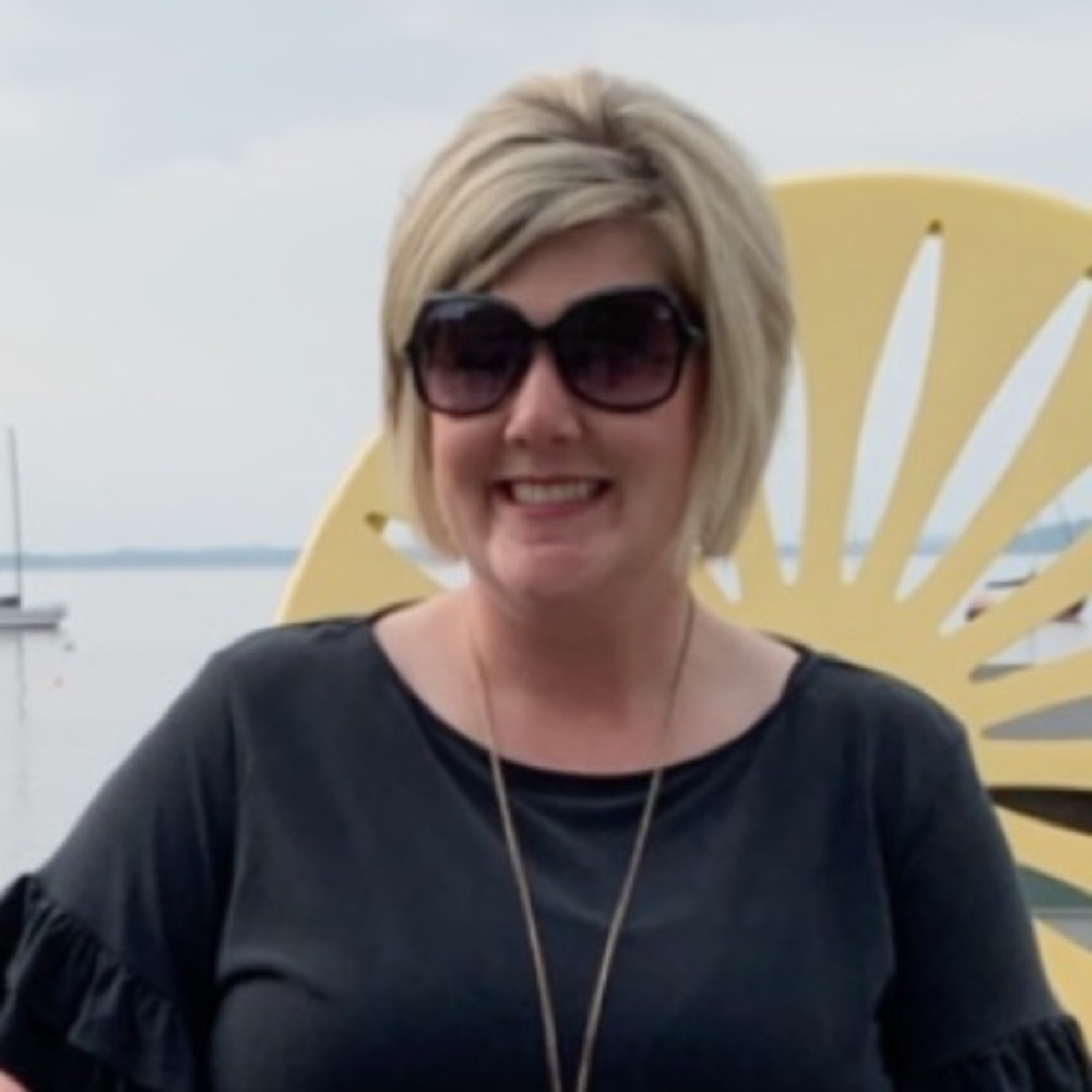 Meet your Posher, Dana